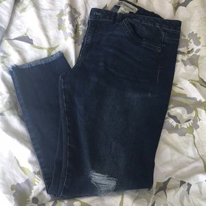 Super cute Democracy Ankle jeans.